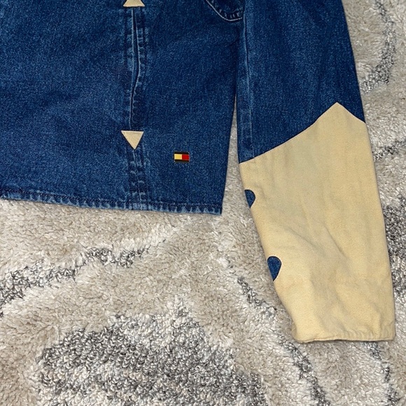 VINTAGE Tommy Hilfiger Denim Zip Jacket With Creme Suede Cuffs - Picture 5 of 12